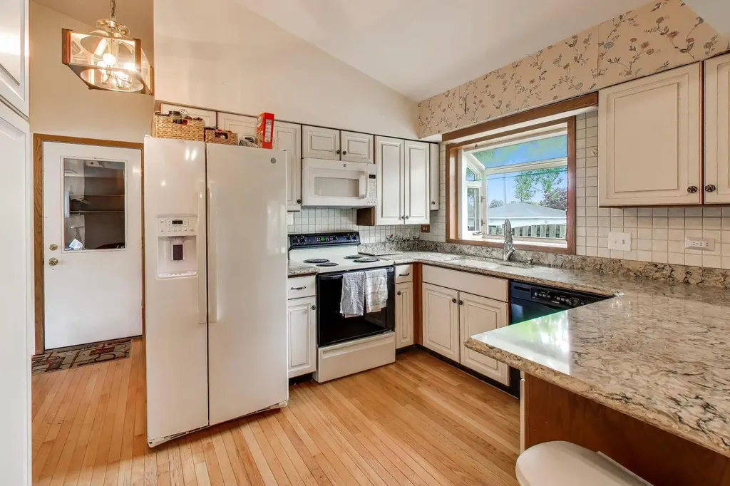 201 East Monroe Avenue Villa Park IL 60181