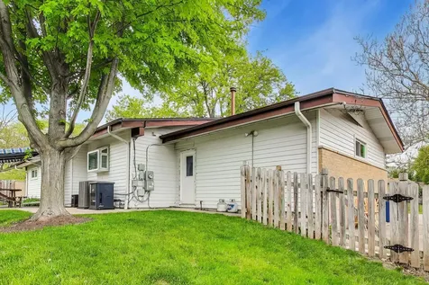 201 East Monroe Avenue Villa Park IL 60181