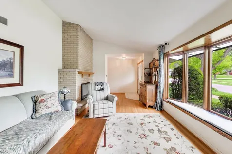 201 East Monroe Avenue Villa Park IL 60181