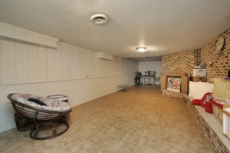 980 Brand Lane Deerfield IL 60015