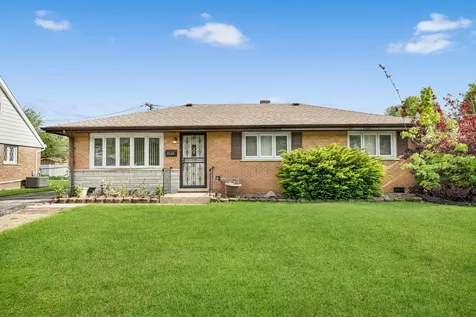 7030 Saratoga Drive Bridgeview IL 60455