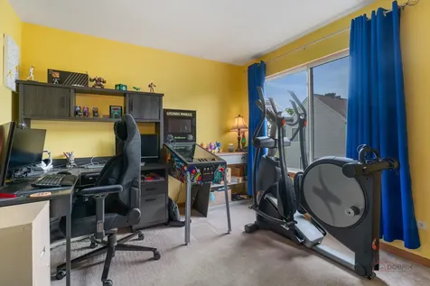 1123 Manchester Circle Grayslake IL 60030