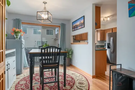1123 Manchester Circle Grayslake IL 60030