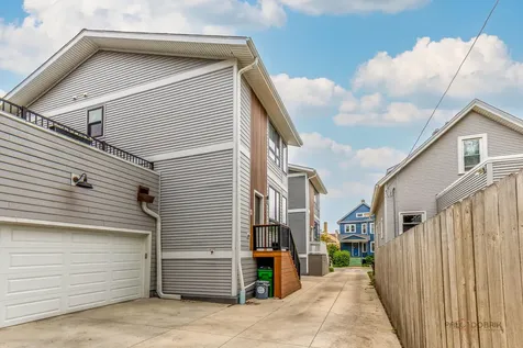 311 Burkhardt Court Forest Park IL 60130