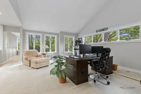 790 West Deerpath Road Lake Forest IL 60045