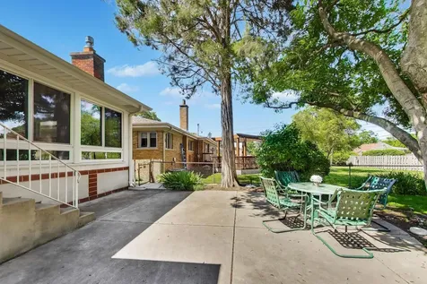 427 South Waterman Avenue Arlington Heights IL 60004