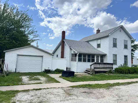110 North Locust Street Loda IL 60948