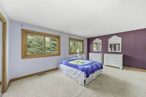 1837 Kerrybrook Court Sycamore IL 60178