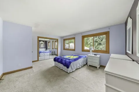 1837 Kerrybrook Court Sycamore IL 60178