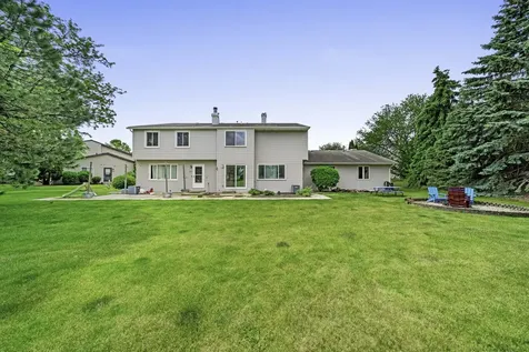 1837 Kerrybrook Court Sycamore IL 60178