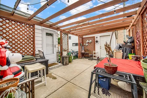 1604 Dobson Street Evanston IL 60202