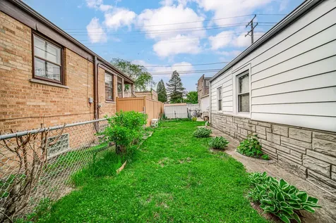 1604 Dobson Street Evanston IL 60202