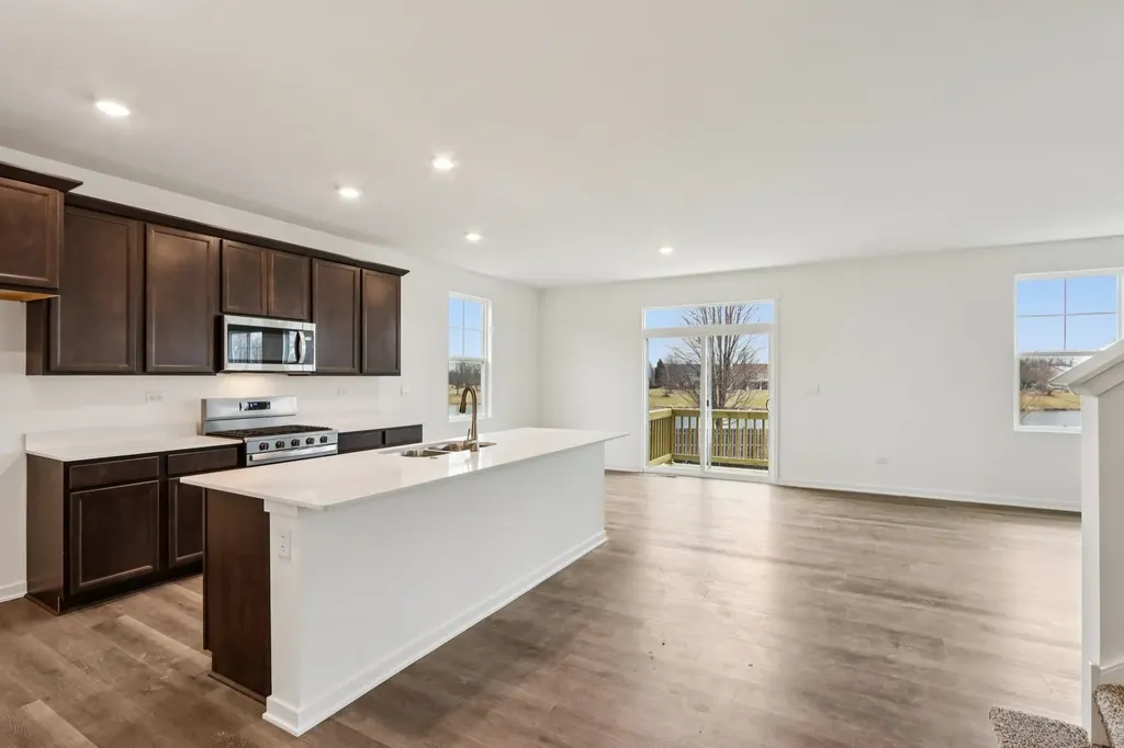1868 Keating Drive Aurora IL 60503