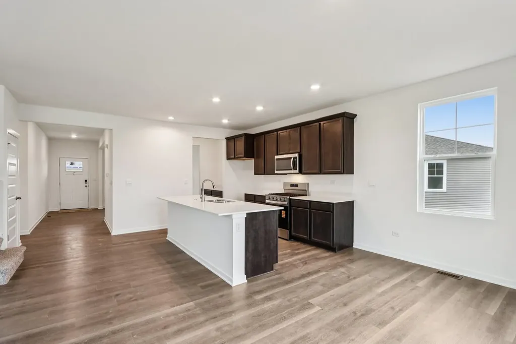 1868 Keating Drive Aurora IL 60503