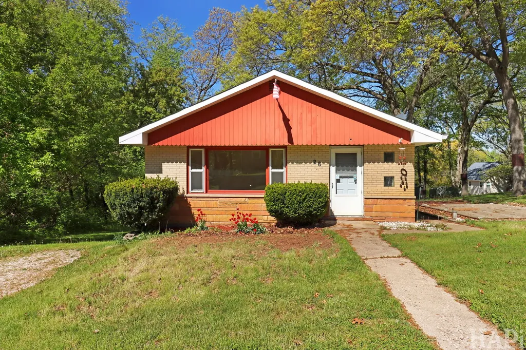 26 Woodland Avenue Fox Lake IL 60020