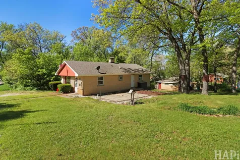26 Woodland Avenue Fox Lake IL 60020