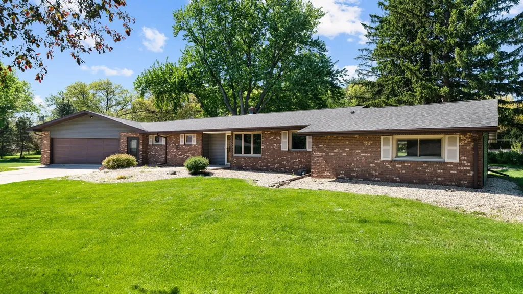313 West Margaret Fuller Road Oregon IL 61061