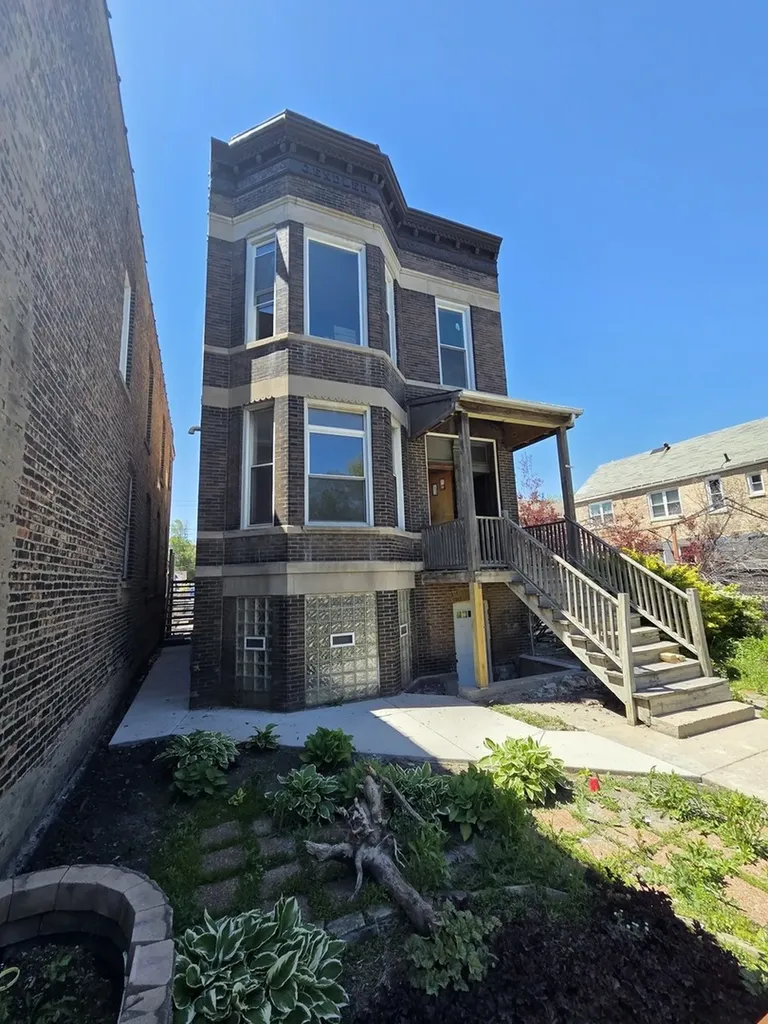 3444 South Western Avenue Chicago IL 60608