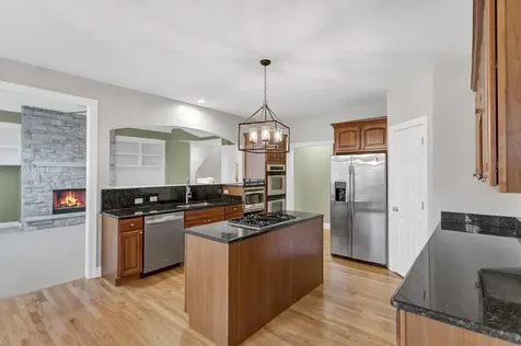 3N812 John Greenleaf Whittier Place St. Charles IL 60175