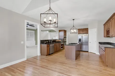3N812 John Greenleaf Whittier Place St. Charles IL 60175