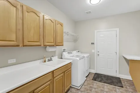 3N812 John Greenleaf Whittier Place St. Charles IL 60175