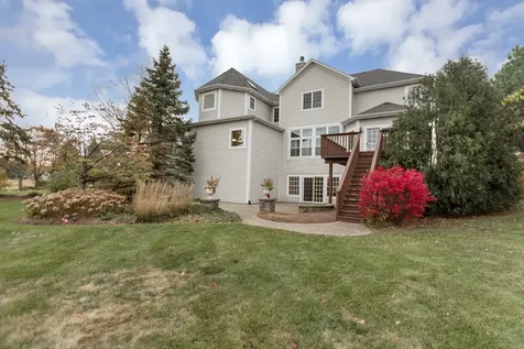 3N812 John Greenleaf Whittier Place St. Charles IL 60175