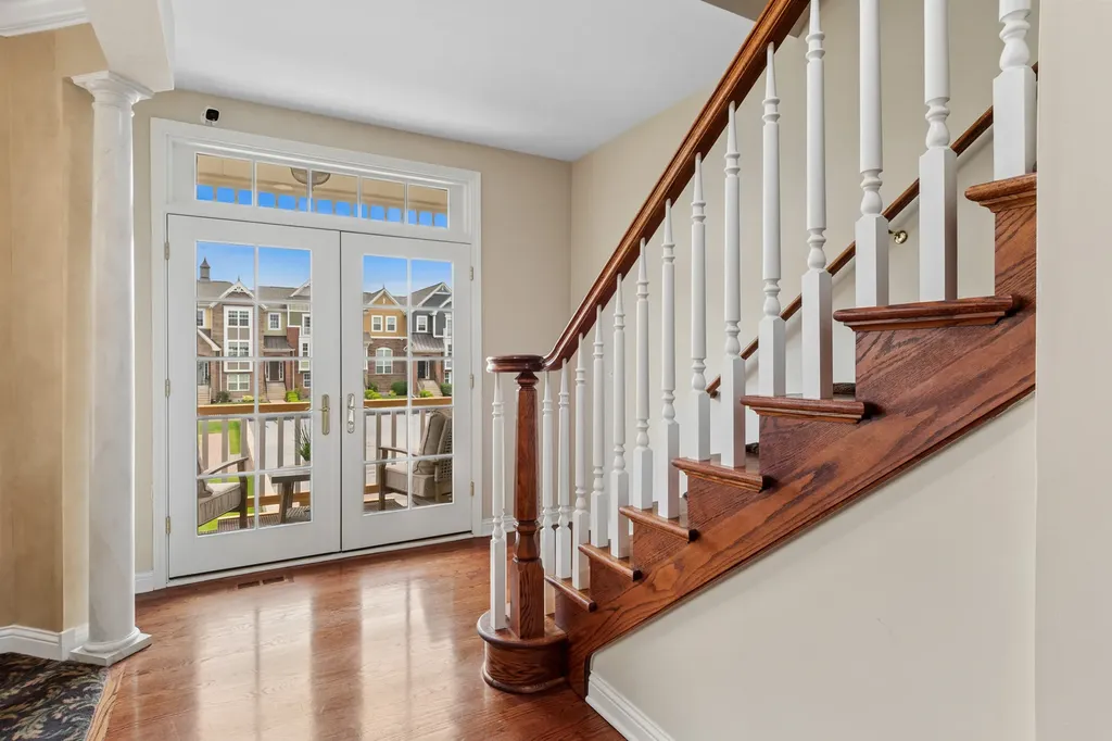 4147 Royal Mews Circle Naperville IL 60564