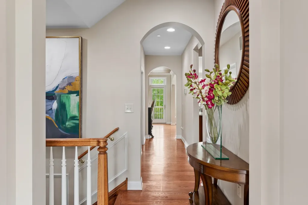 4147 Royal Mews Circle Naperville IL 60564