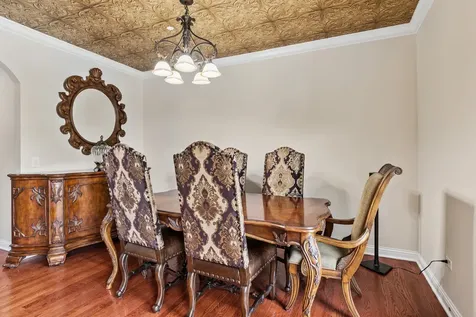 4147 Royal Mews Circle Naperville IL 60564