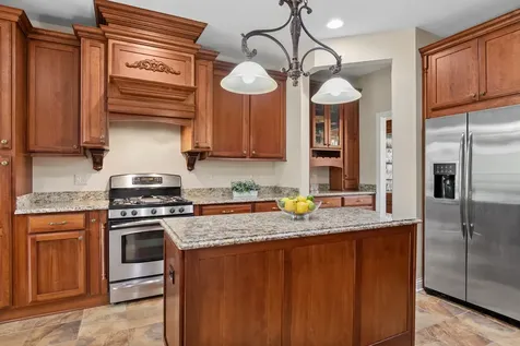 4147 Royal Mews Circle Naperville IL 60564