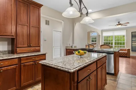 4147 Royal Mews Circle Naperville IL 60564