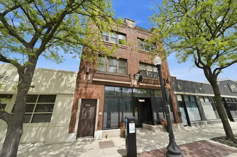 629 West Howard Street Evanston IL 60202