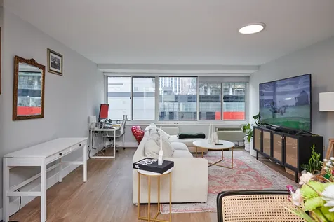 211 East Ohio Street Chicago IL 60611