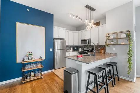 340 West Superior Street Chicago IL 60654