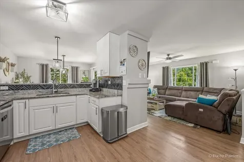 2433 Daybreak Court Elgin IL 60123