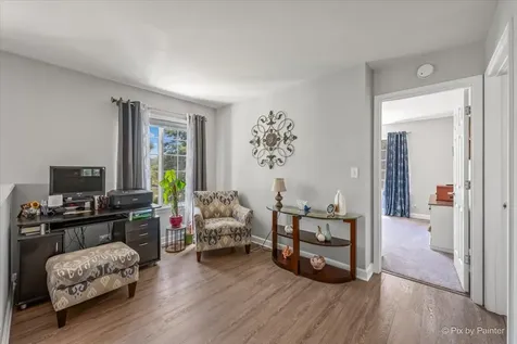 2433 Daybreak Court Elgin IL 60123