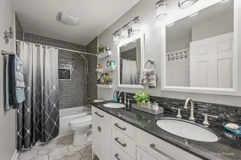 2433 Daybreak Court Elgin IL 60123