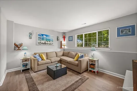 2433 Daybreak Court Elgin IL 60123