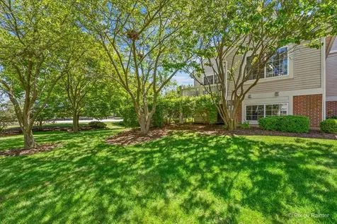 2433 Daybreak Court Elgin IL 60123