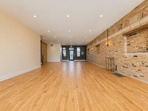 2552 West 59th Street Chicago IL 60629