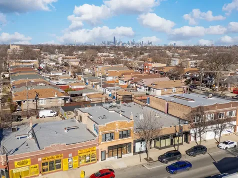 2552 West 59th Street Chicago IL 60629