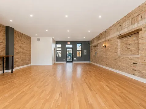 2552 West 59th Street Chicago IL 60629