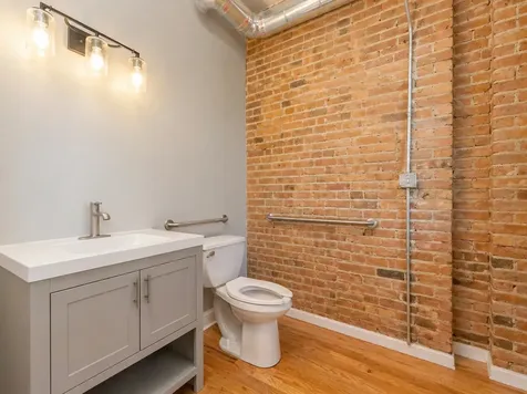 2552 West 59th Street Chicago IL 60629