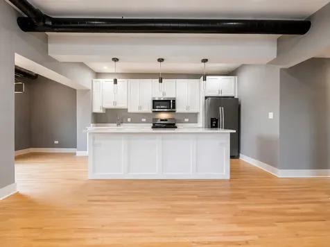 2552 West 59th Street Chicago IL 60629