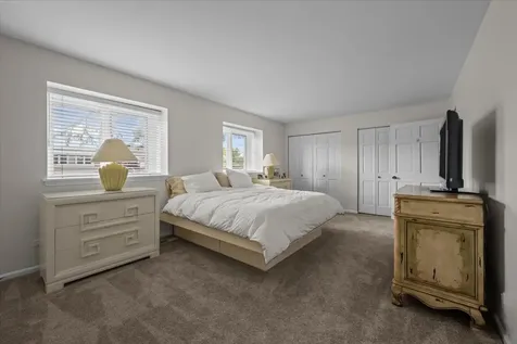 713 Orleans Drive Highland Park IL 60035