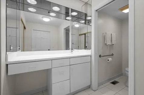 713 Orleans Drive Highland Park IL 60035