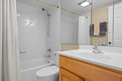 713 Orleans Drive Highland Park IL 60035