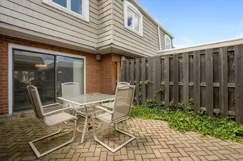 713 Orleans Drive Highland Park IL 60035