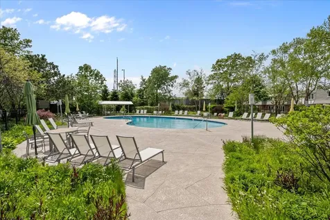 713 Orleans Drive Highland Park IL 60035
