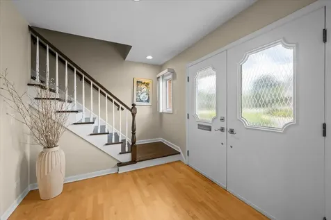 713 Orleans Drive Highland Park IL 60035